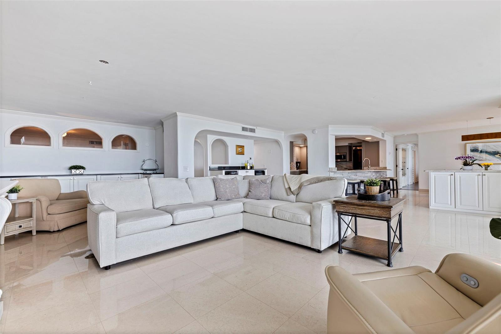 5700 Mariner Unit 702 & 703, Tampa, FL 33609
