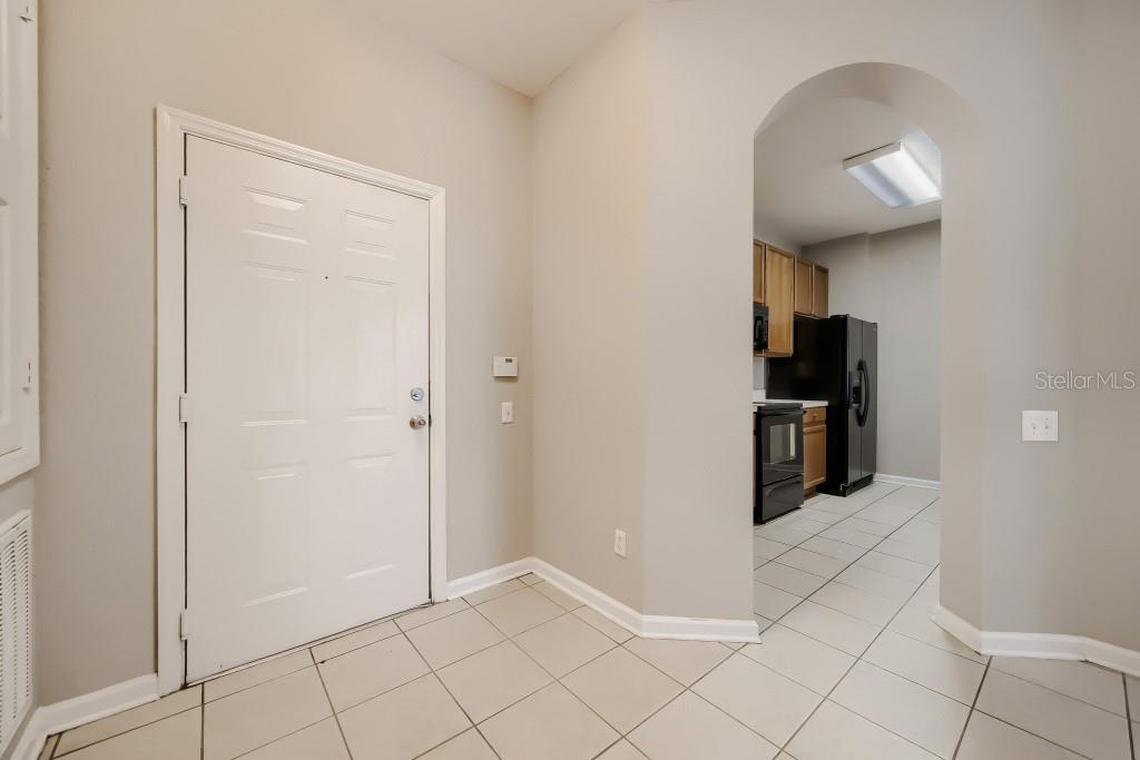 2484 San Tecla Unit 204, Orlando, FL 32835