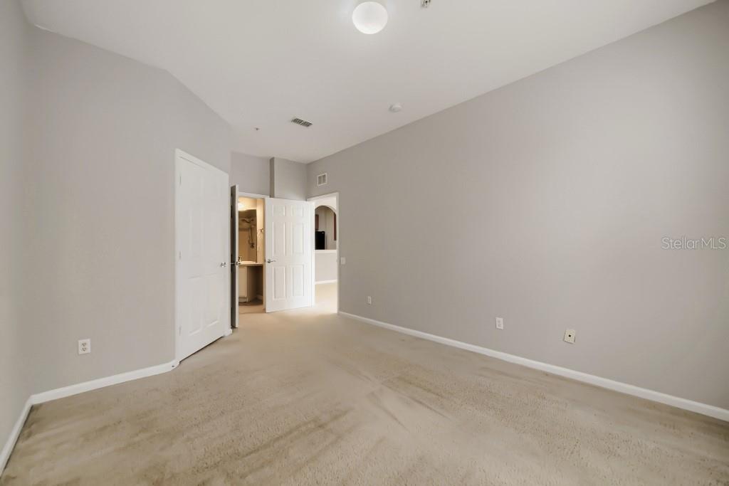 2484 San Tecla Unit 204, Orlando, FL 32835