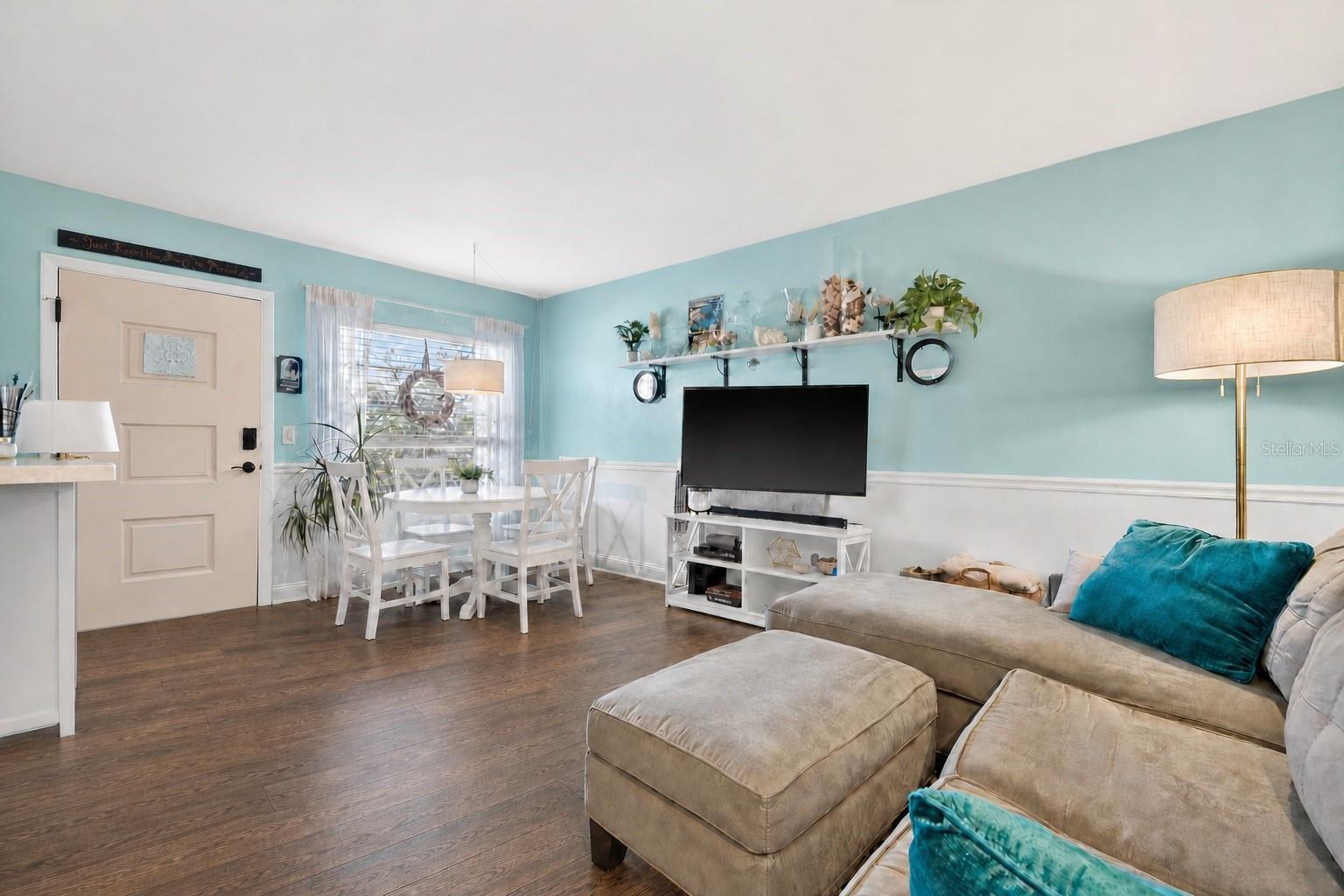 4000 3rd Unit 304, St Petersburg, FL 33703