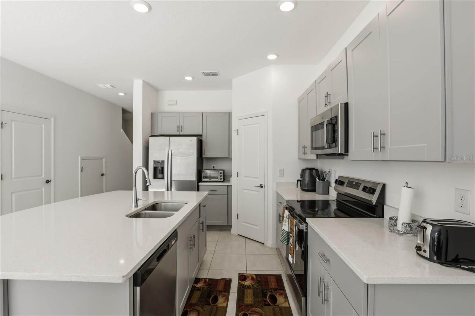 3002 Canary, Davenport, FL 33837