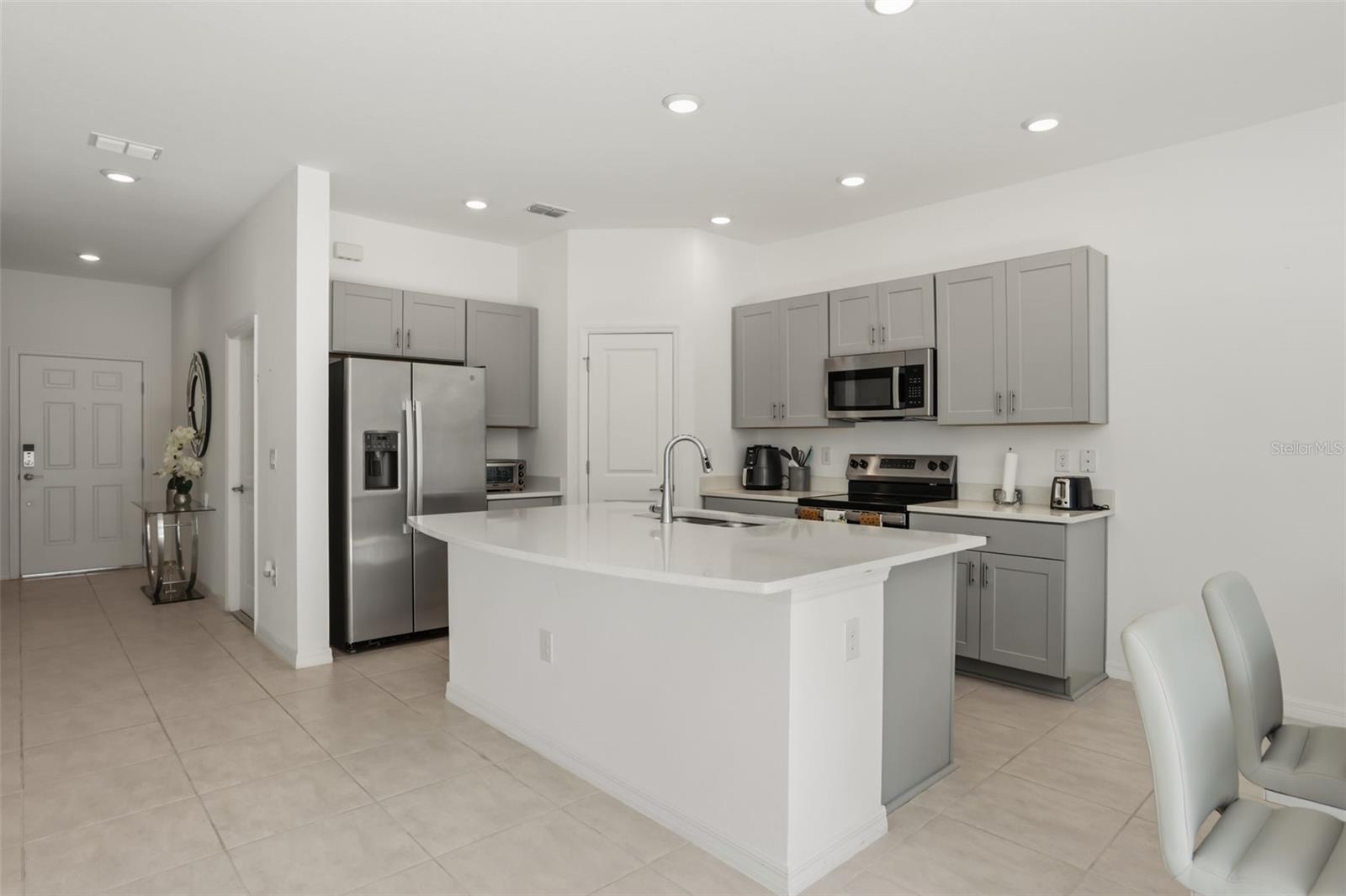 3002 Canary, Davenport, FL 33837