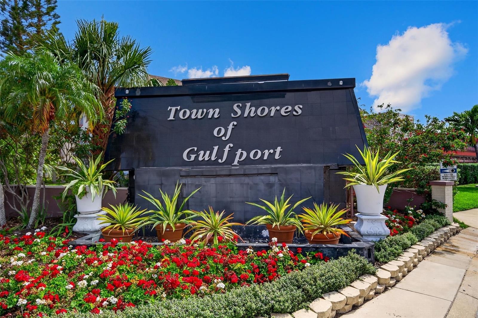 5925 Shore Unit 108, Gulfport, FL 33707