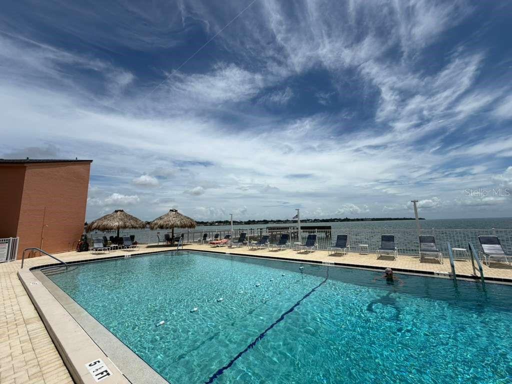 7432 Sunshine Skyway Unit 206, St Petersburg, FL 33711