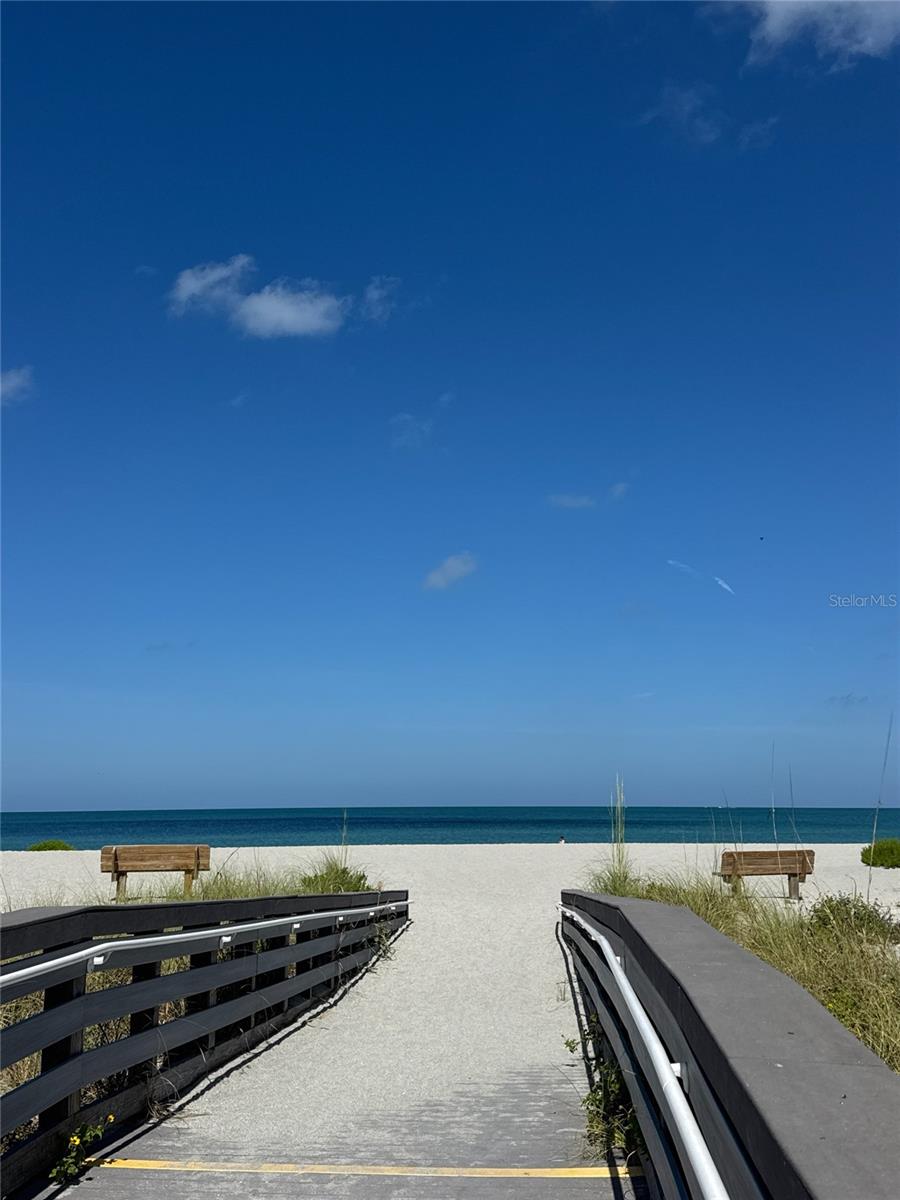 995 Laguna Unit 103, Venice, FL 34285
