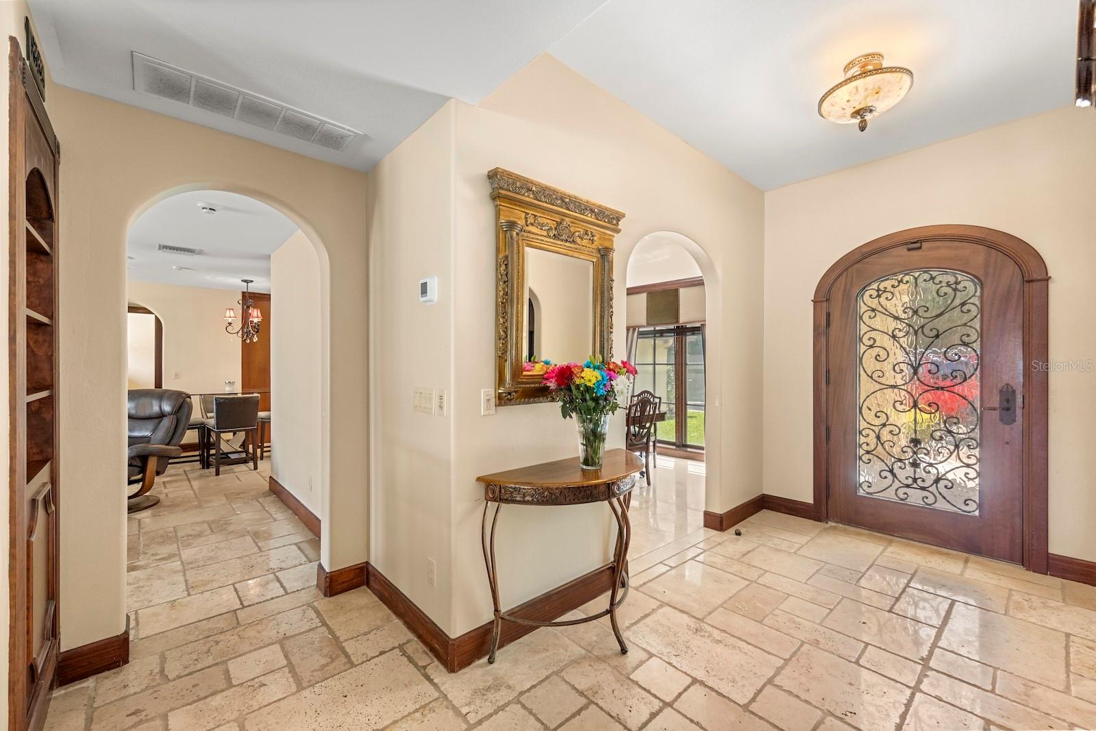 5400 Kenmore, Orlando, FL 32839