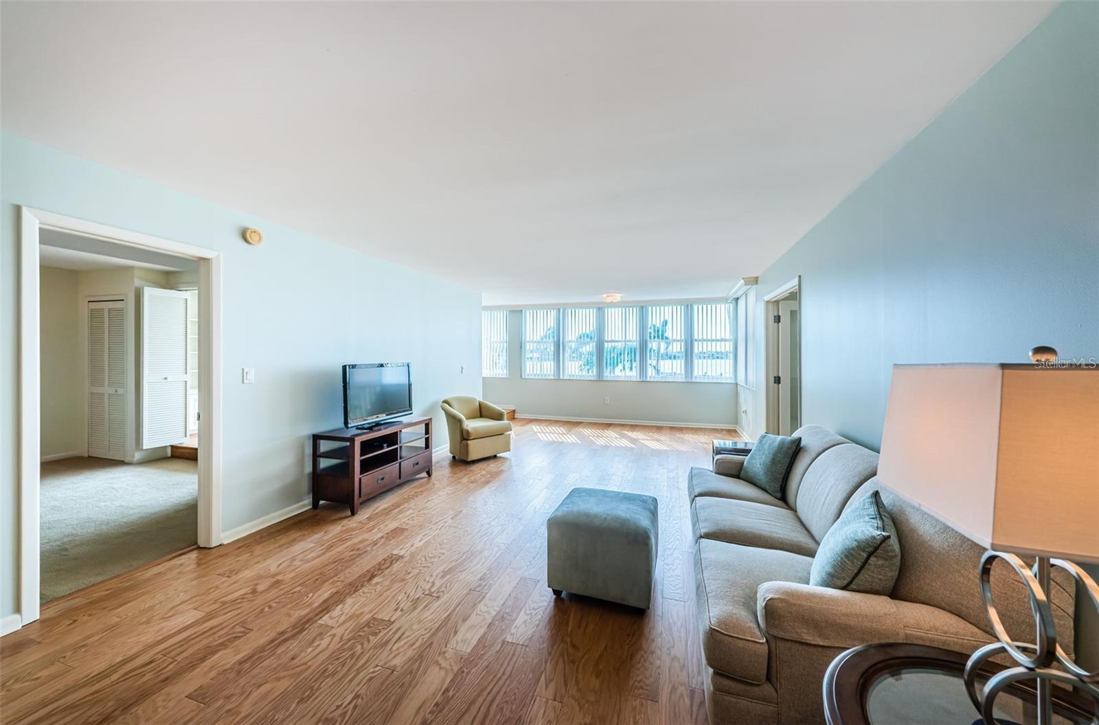 5130 Brittany Unit 202, St Petersburg, FL 33715