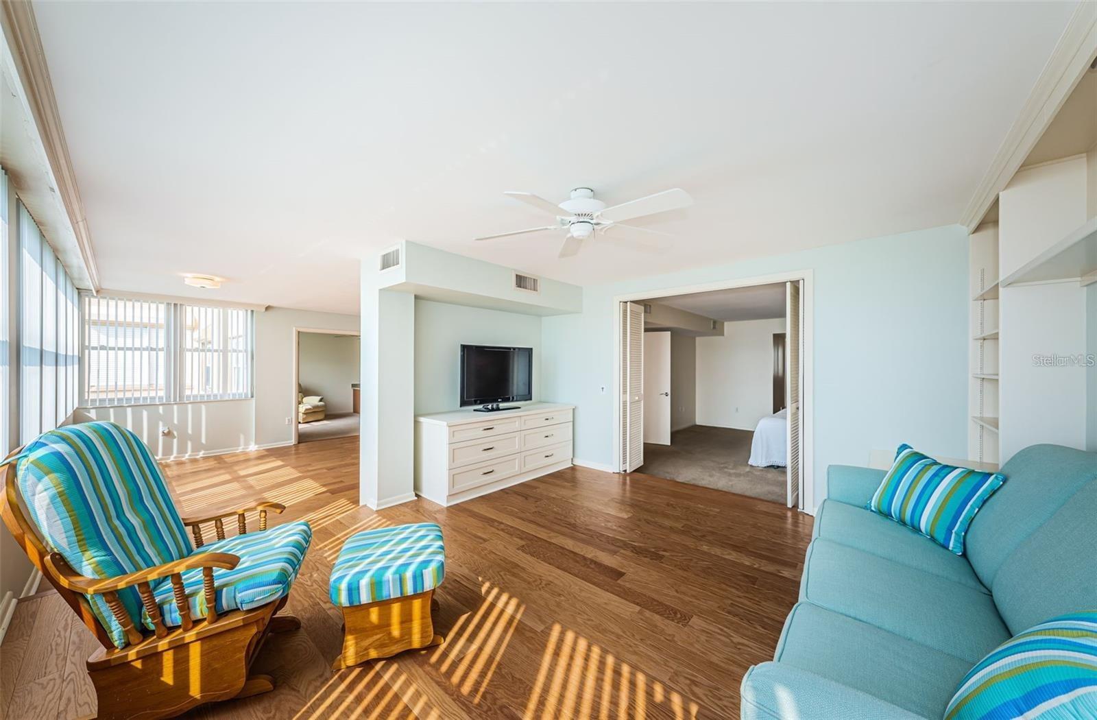 5130 Brittany Unit 202, St Petersburg, FL 33715