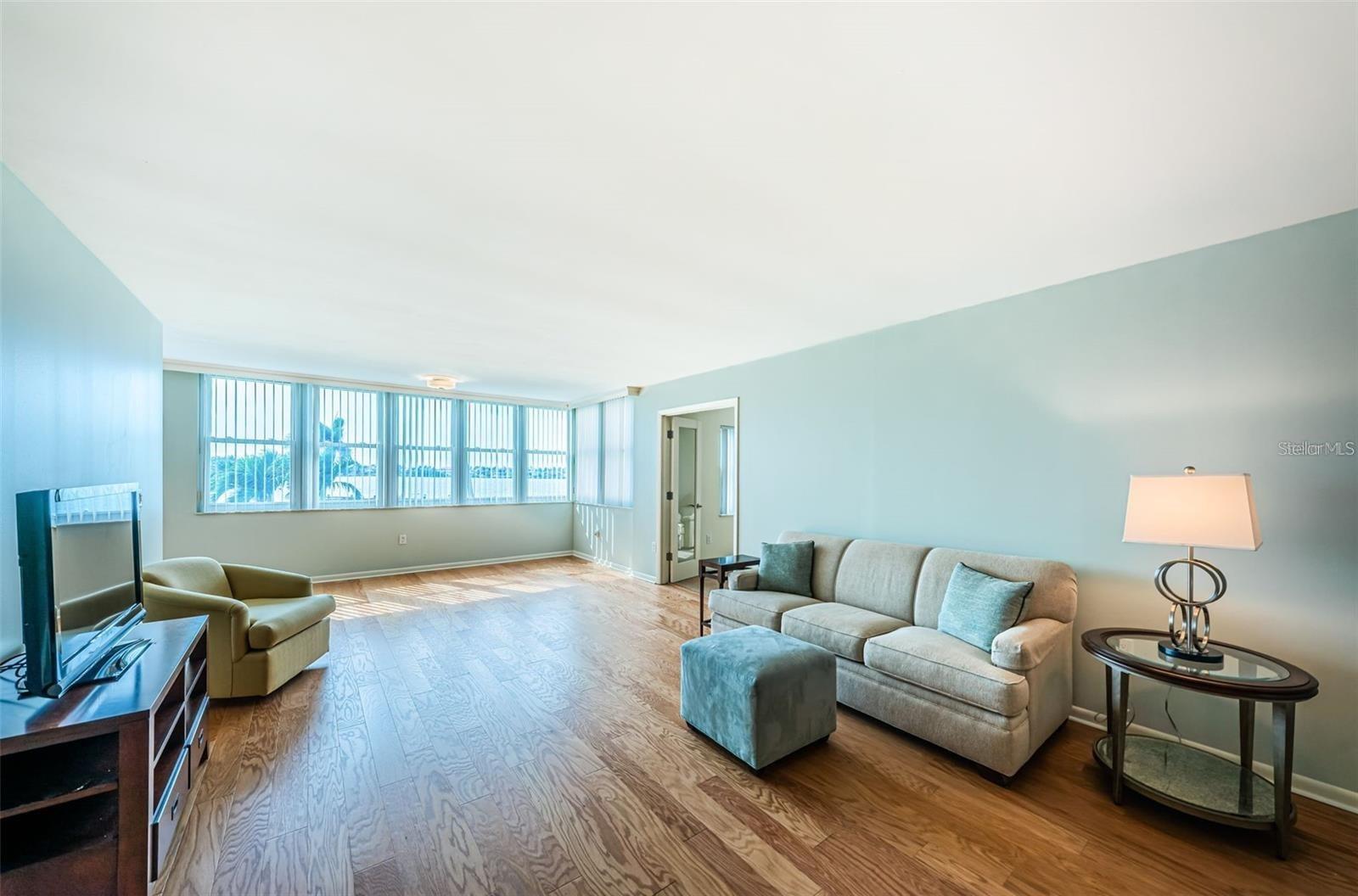 5130 Brittany Unit 202, St Petersburg, FL 33715