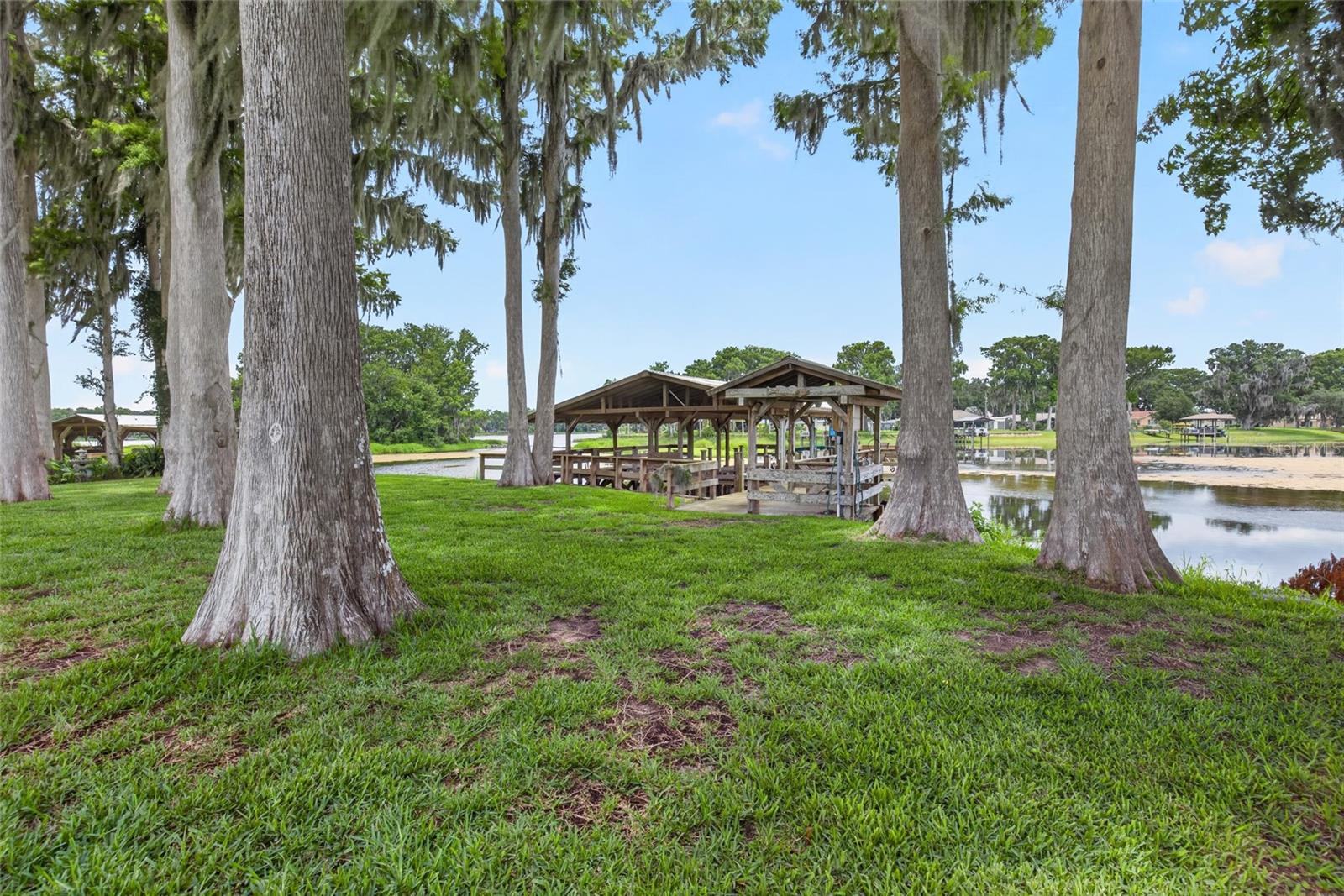 7588 Crescent, Floral City, FL 34436