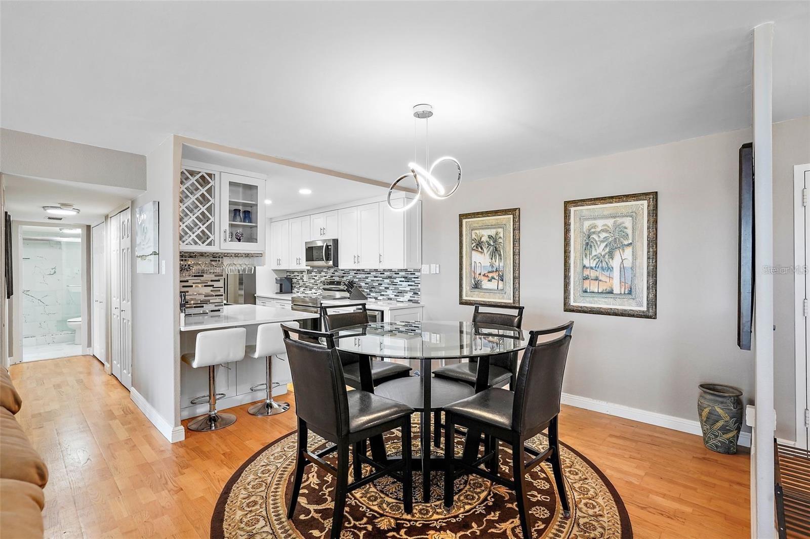 10355 Paradise Unit 1010-1011, St Petersburg, FL 33706