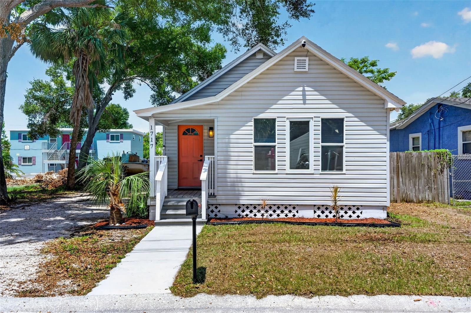1717 18th, St Petersburg, FL 33712