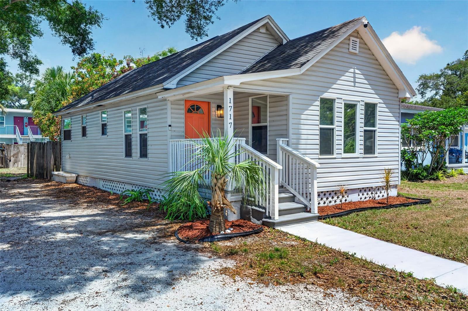 1717 18th, St Petersburg, FL 33712