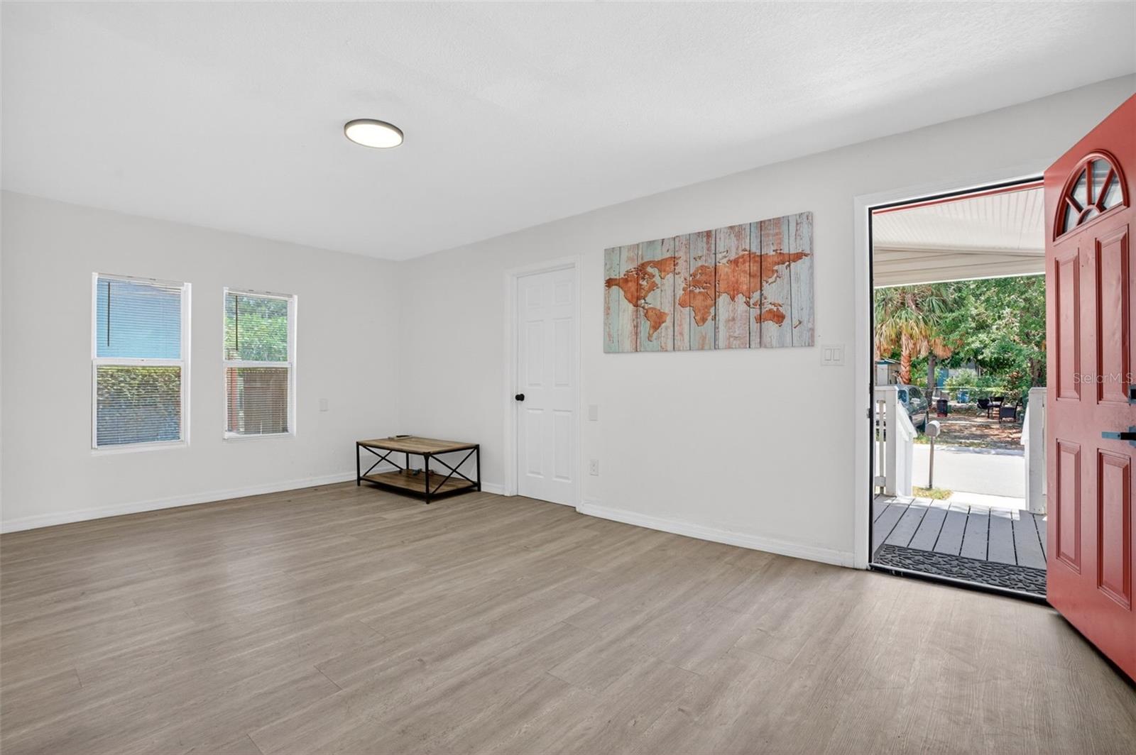 1717 18th, St Petersburg, FL 33712