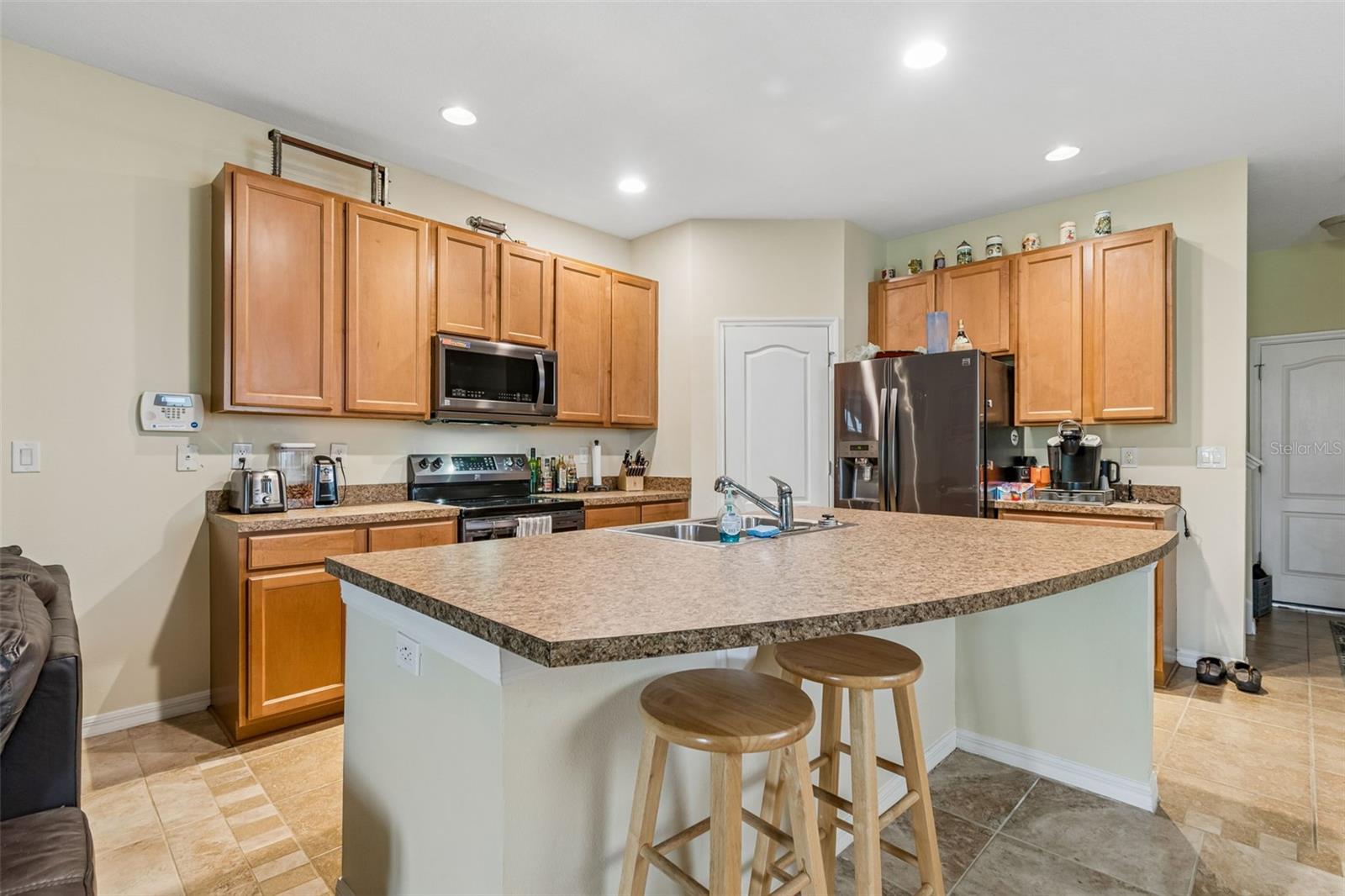 5017 White Sanderling, Tampa, FL 33619