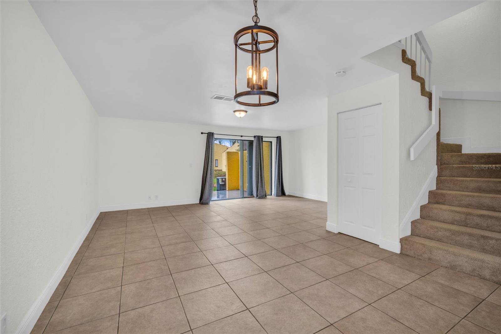 1610 93rd Unit 303, Hollywood, FL 33024