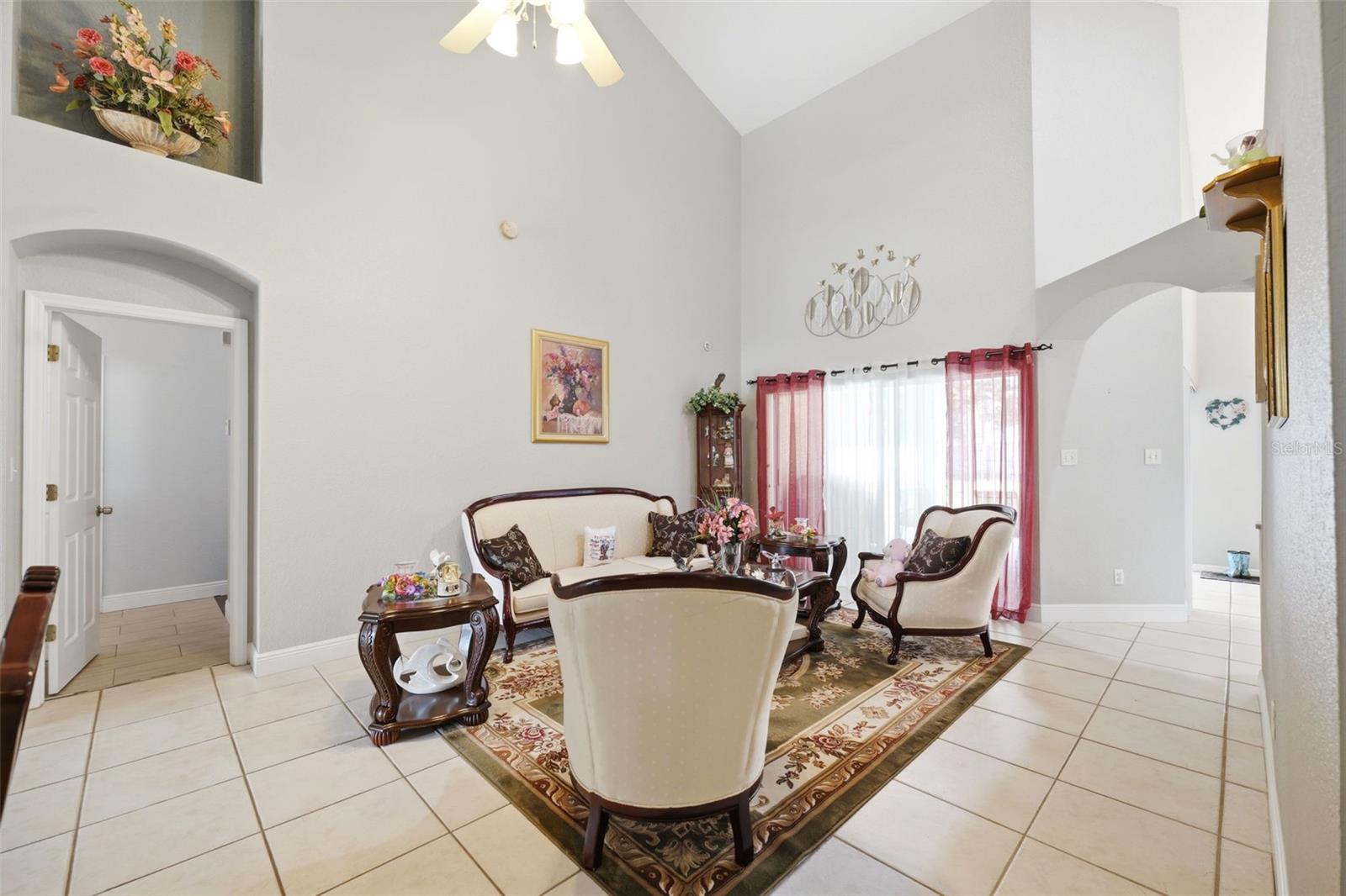 2112 Heritage Crest, Valrico, FL 33594
