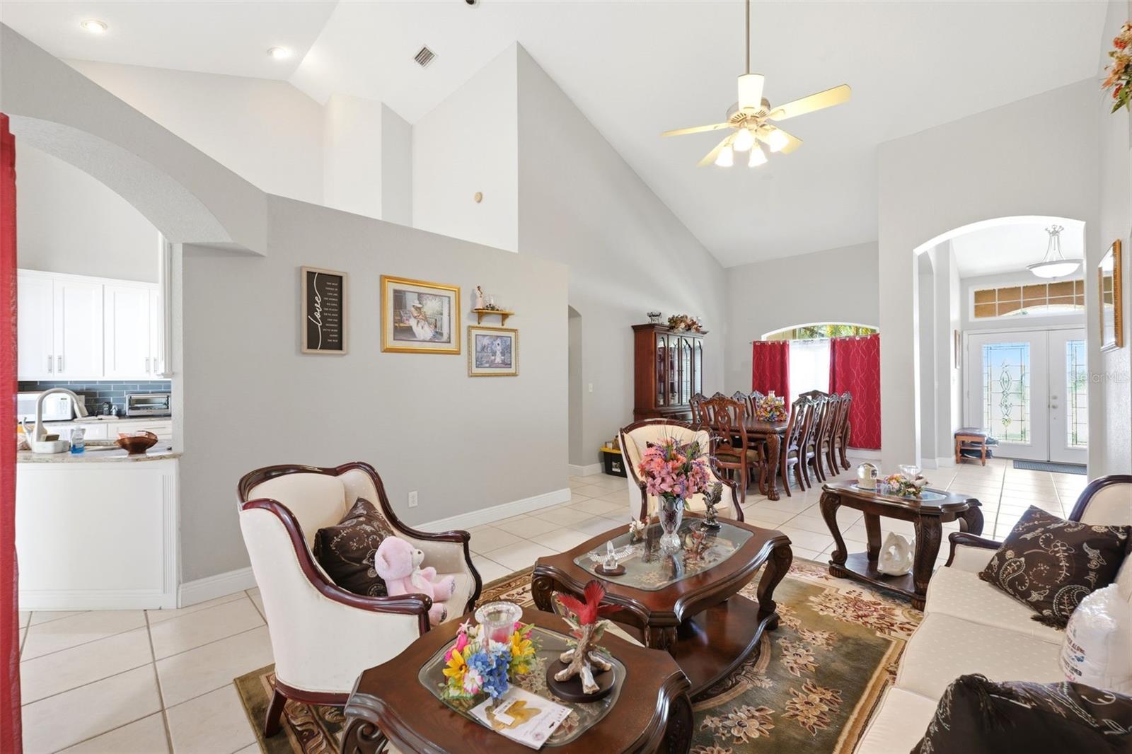 2112 Heritage Crest, Valrico, FL 33594