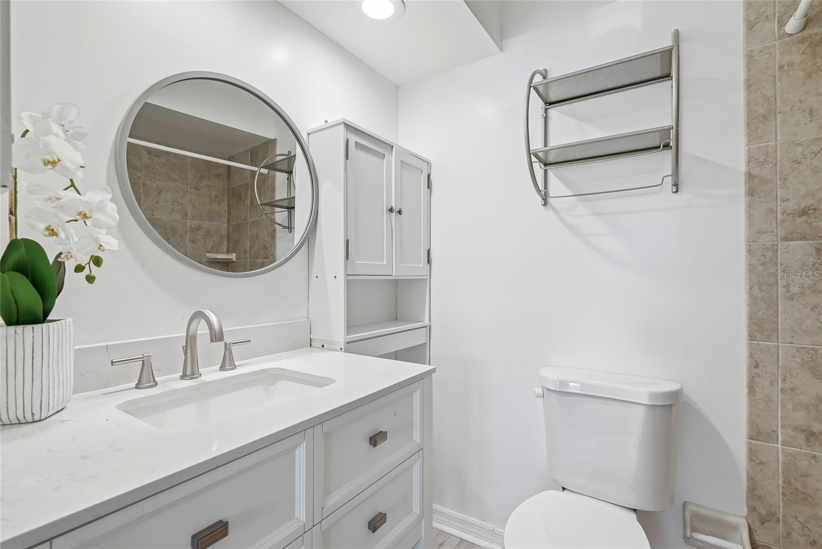 366 47th Unit 5, St Petersburg, FL 33703