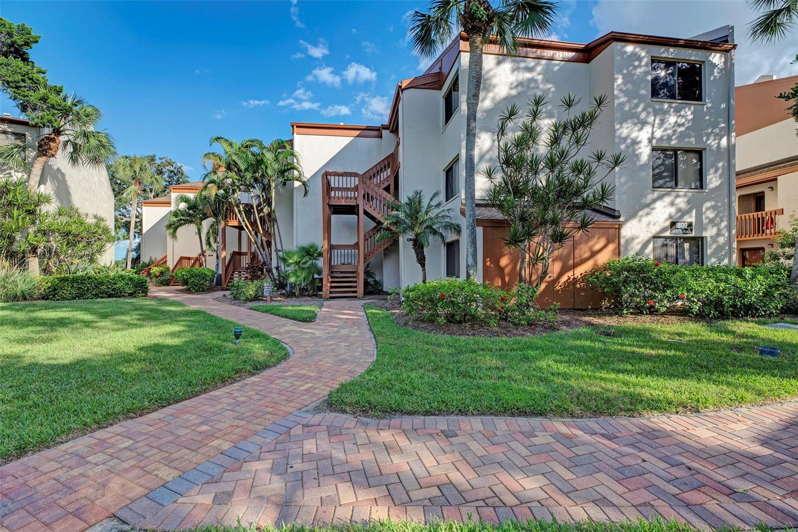 1800 Cove Ii Unit 213, Sarasota, FL 34242