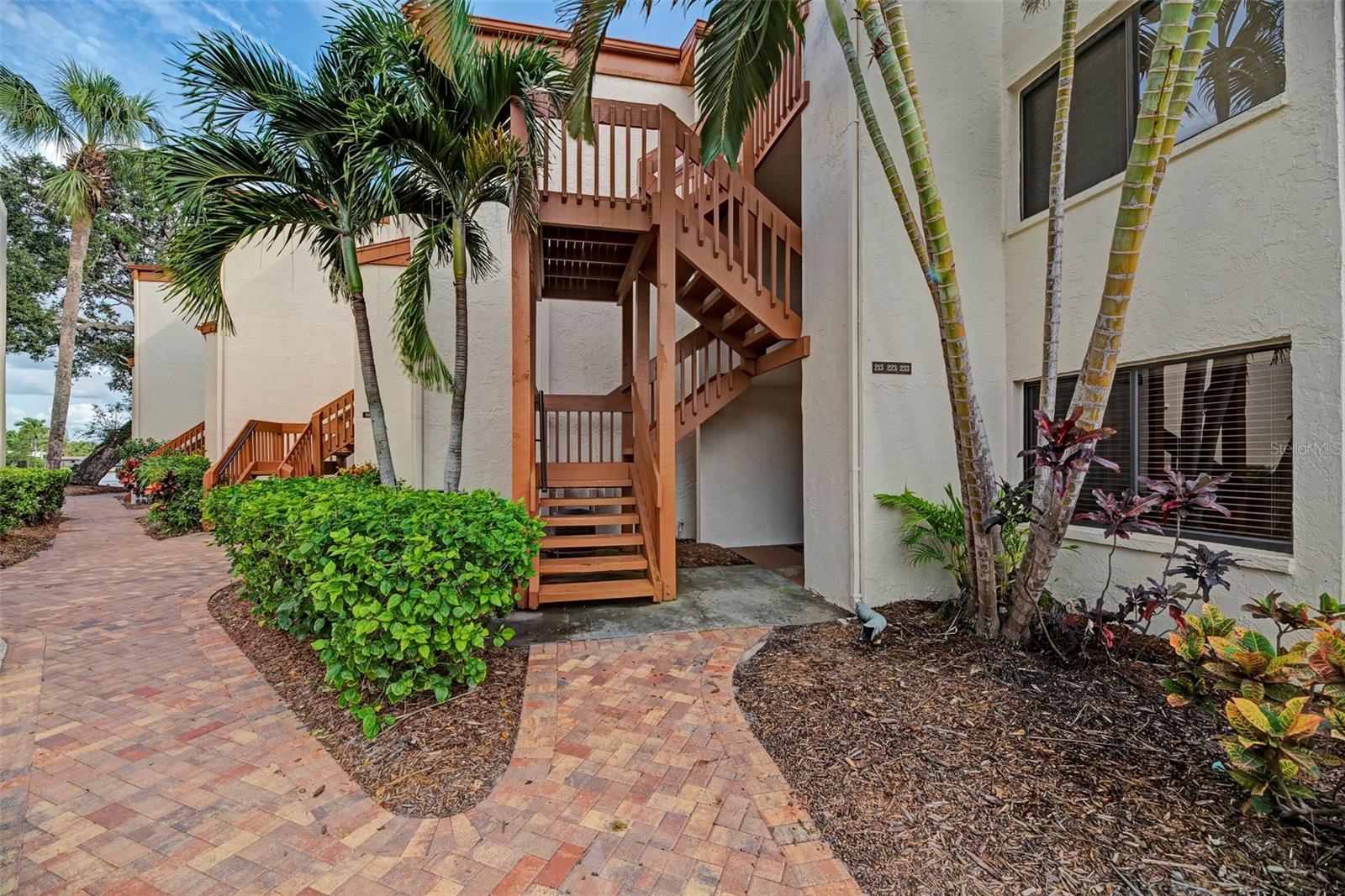 1800 Cove Ii Unit 213, Sarasota, FL 34242