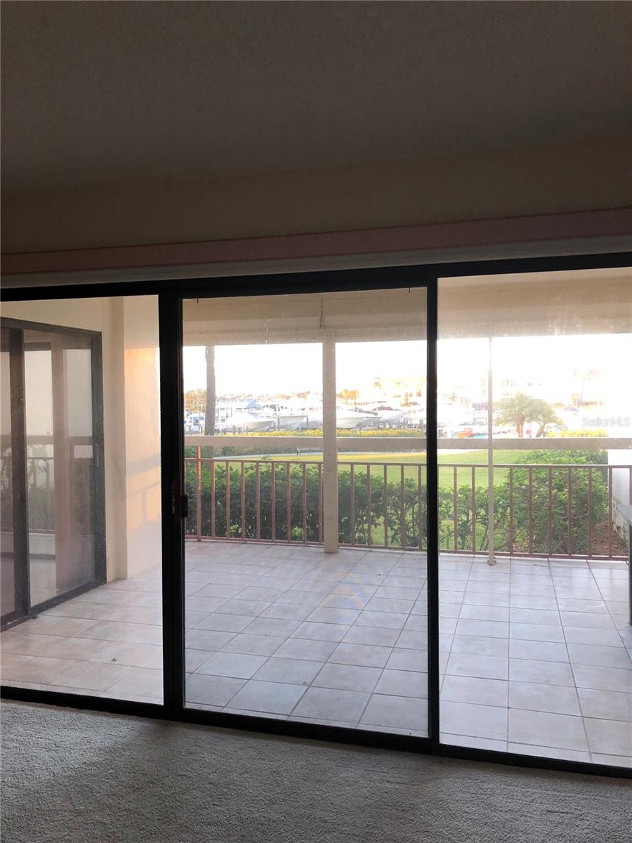 7907 Sailboat Key Unit 105, South Pasadena, FL 33707
