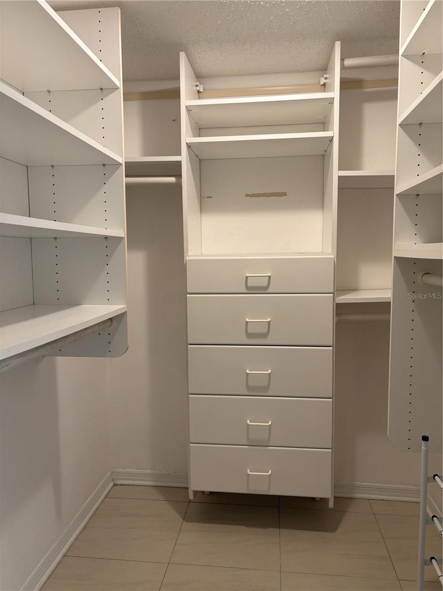 7907 Sailboat Key Unit 105, South Pasadena, FL 33707