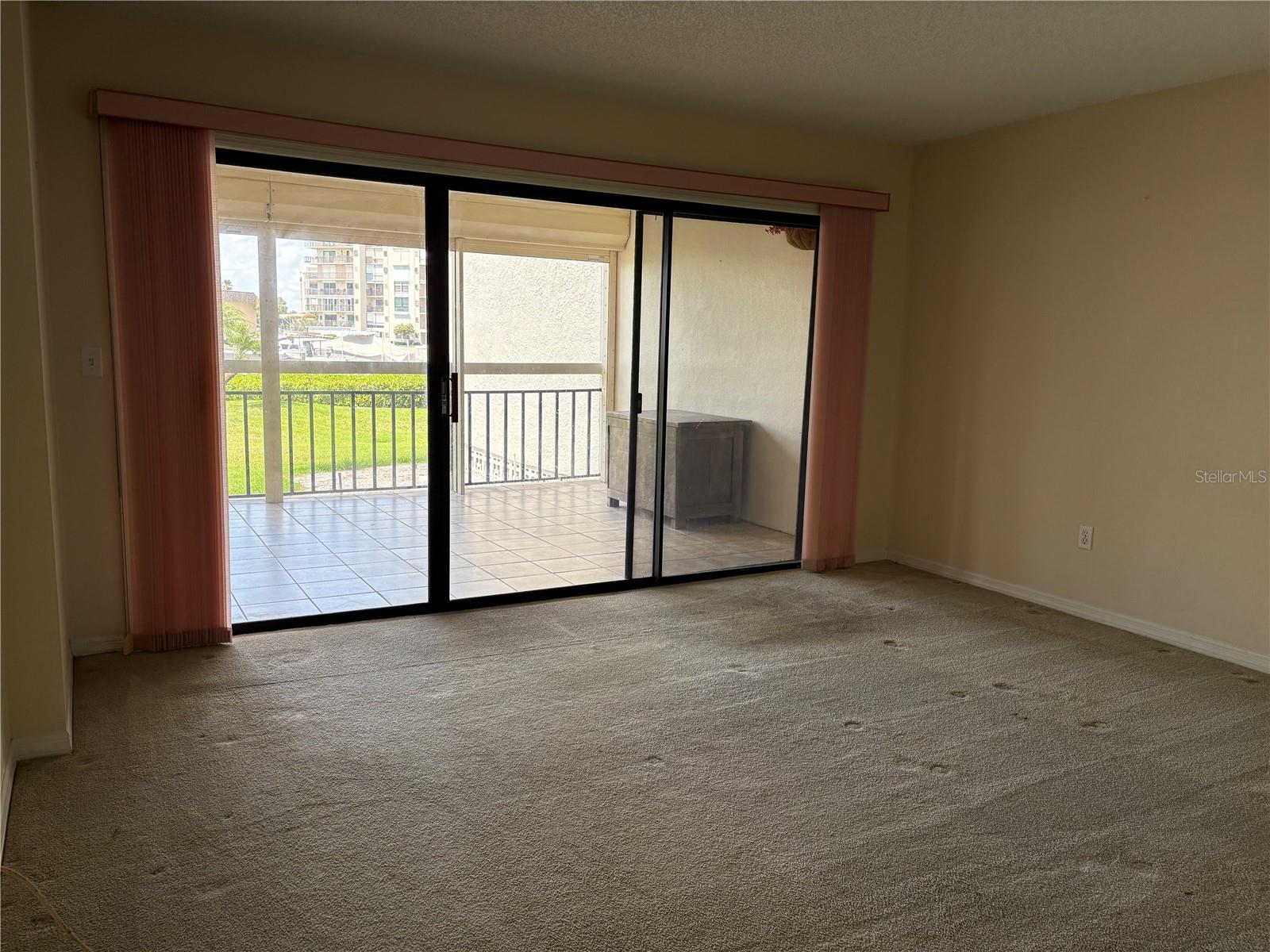 7907 Sailboat Key Unit 105, South Pasadena, FL 33707
