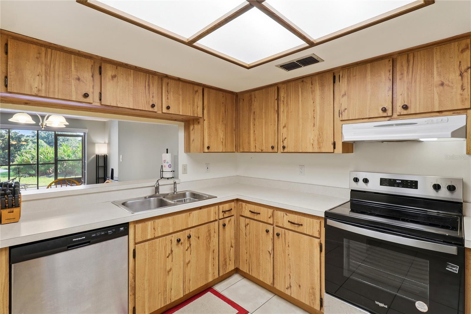 2685 Sabal Springs Unit 105, Clearwater, FL 33761