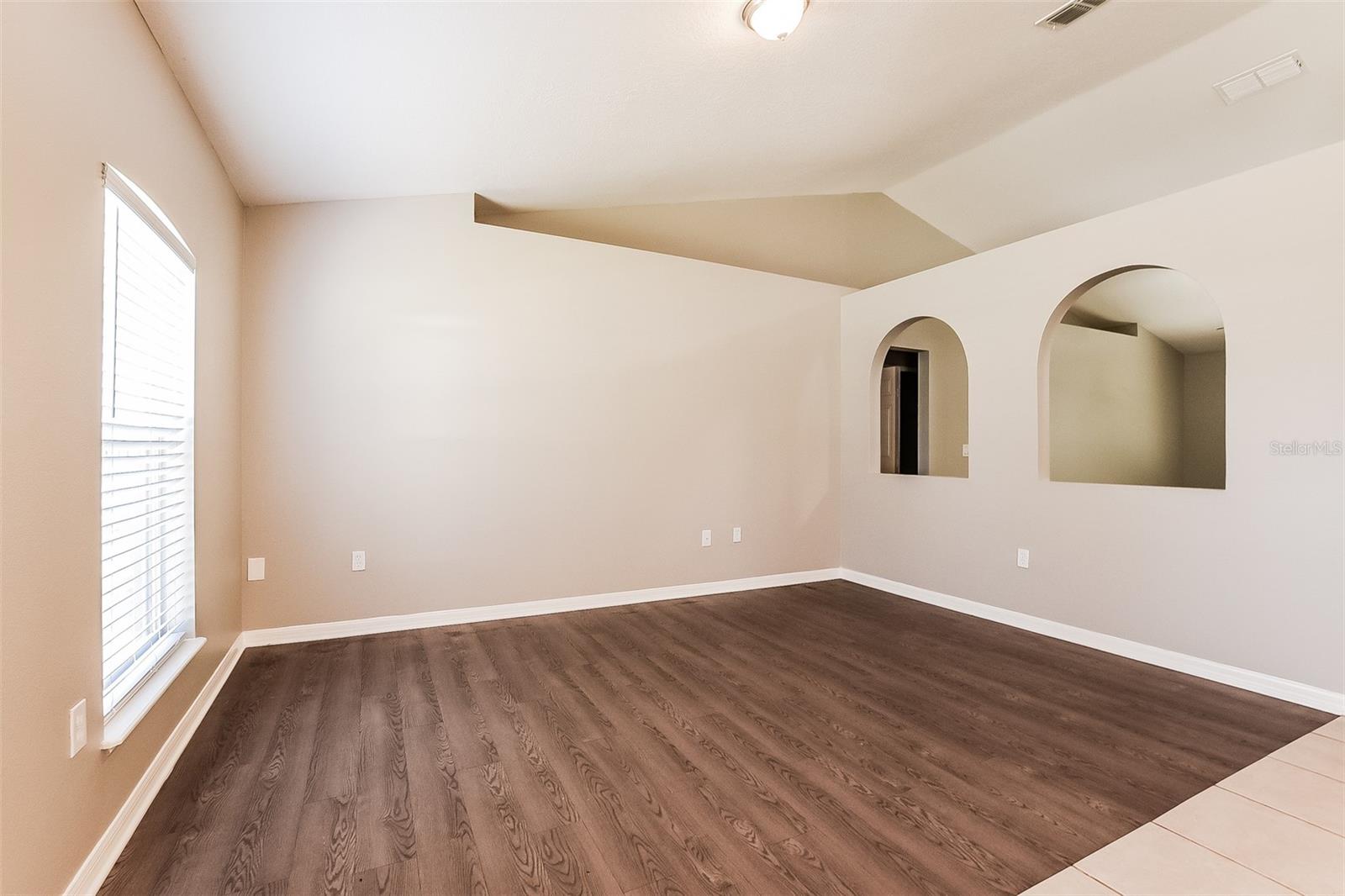 949 Cascades Park, Deland, FL 32720