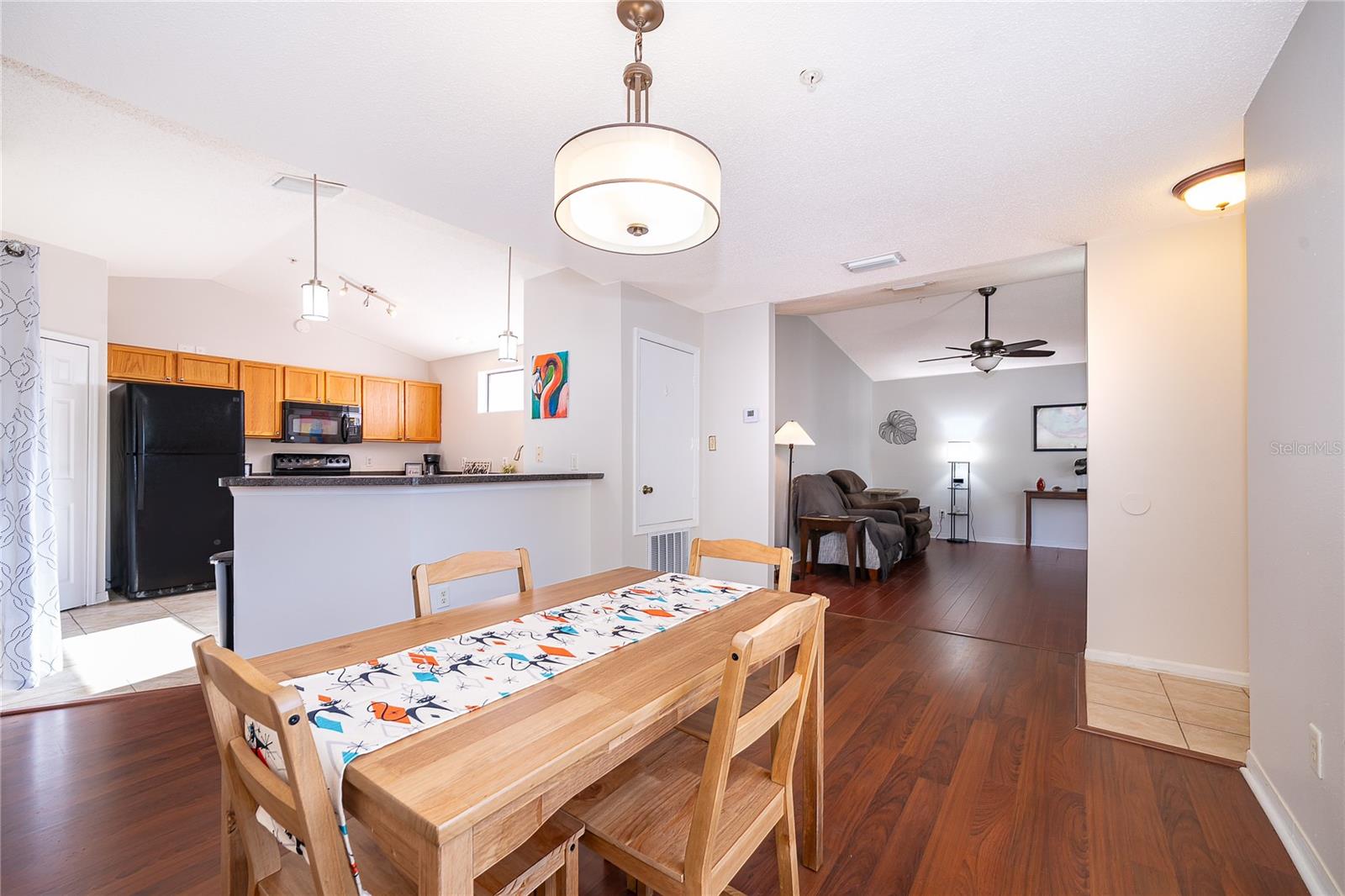 520 Via Verona Unit 203, Altamonte Springs, FL 32714
