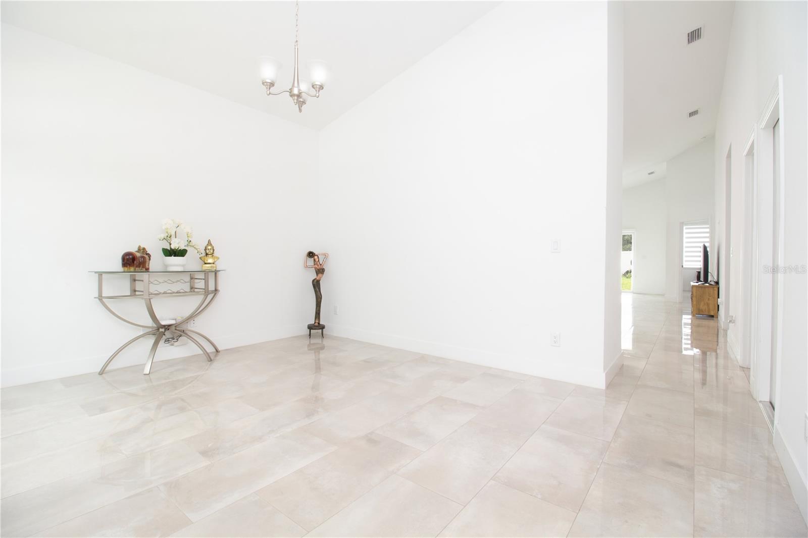 8920 Newport, Tampa, FL 33604