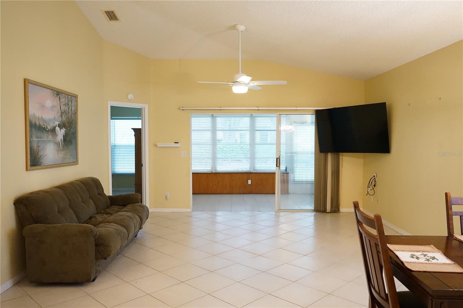 652 Mc Daniel, Sun City Center, FL 33573