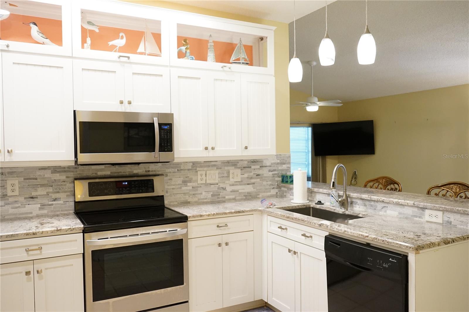 652 Mc Daniel, Sun City Center, FL 33573