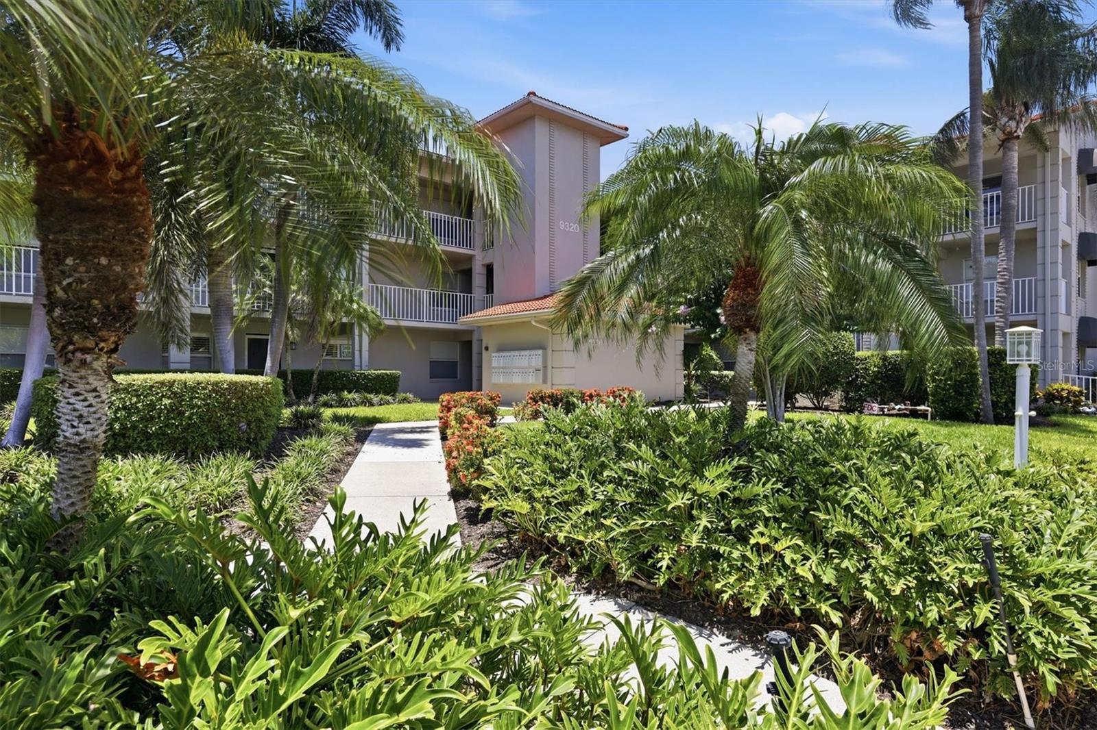 9320 Clubside Unit 2209, Sarasota, FL 34238