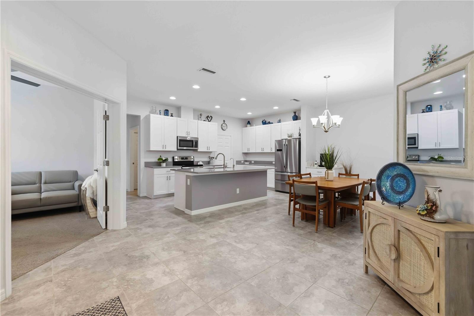 8512 Cache, Sarasota, FL 34240
