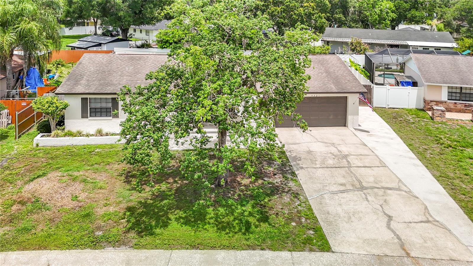 4321 Foxglen, Tampa, FL 33624