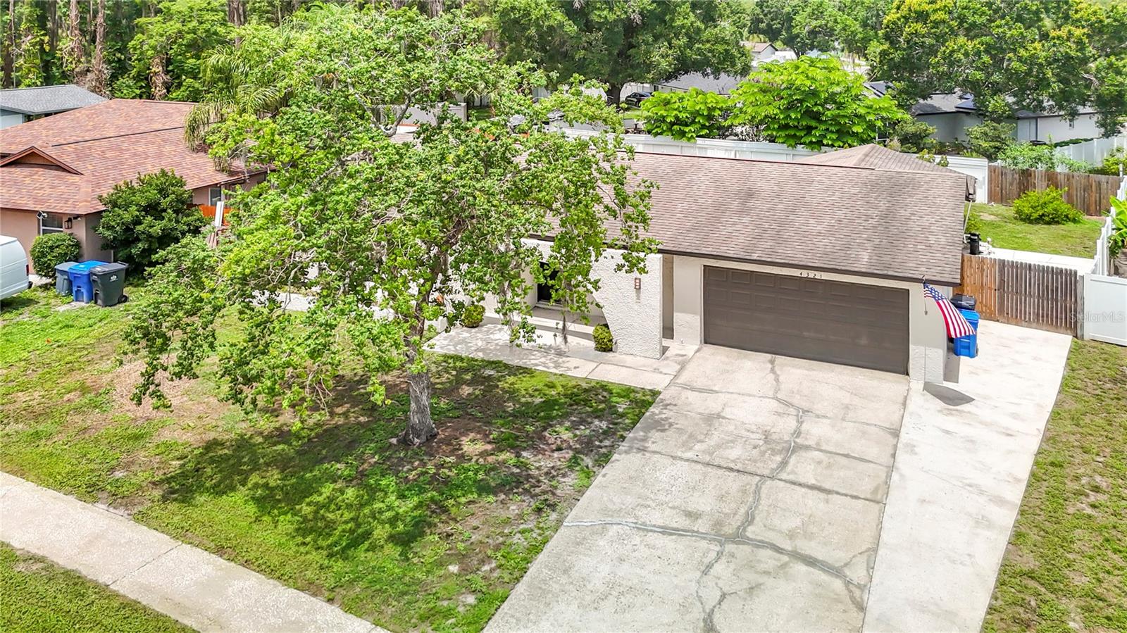 4321 Foxglen, Tampa, FL 33624