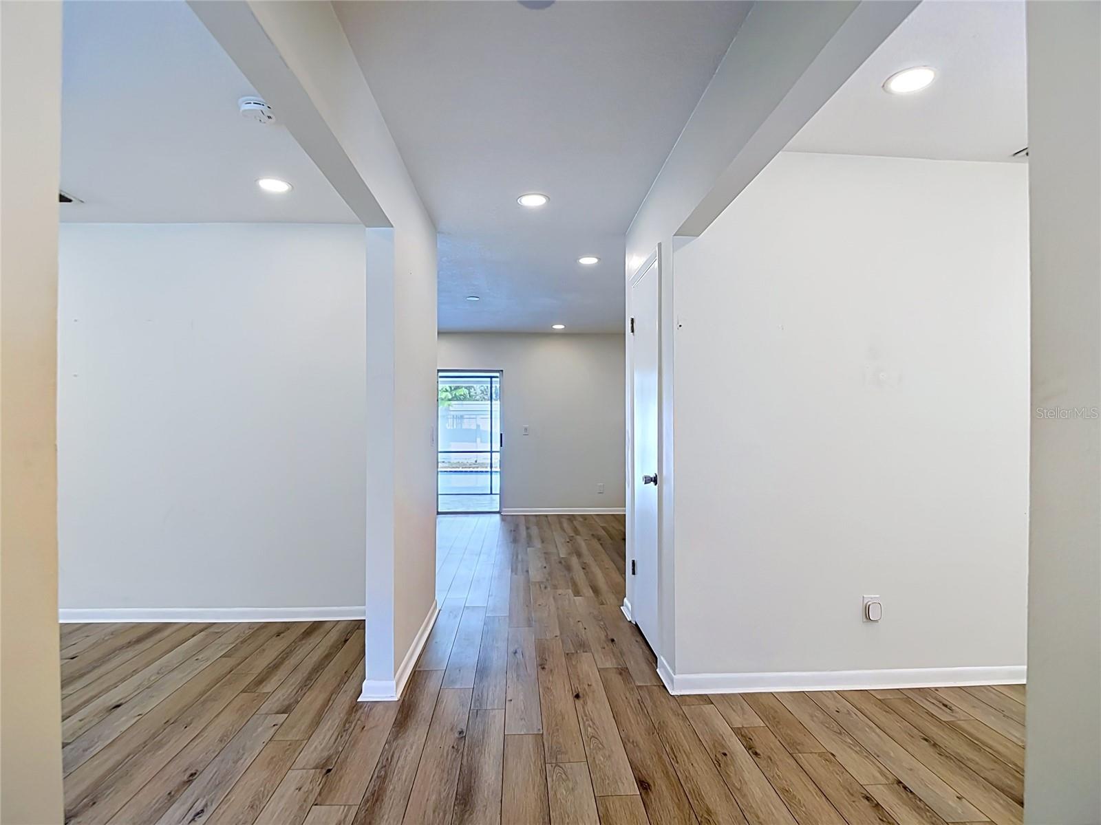 4321 Foxglen, Tampa, FL 33624