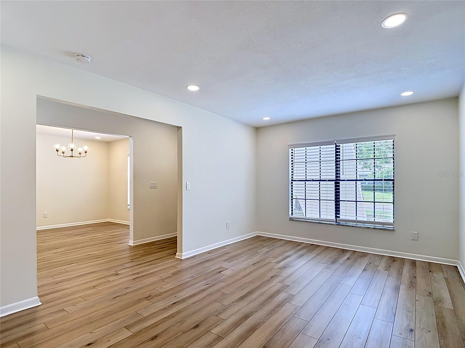 4321 Foxglen, Tampa, FL 33624