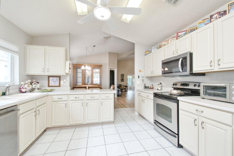 3605 Westerham Dr, Clermont, FL 34711