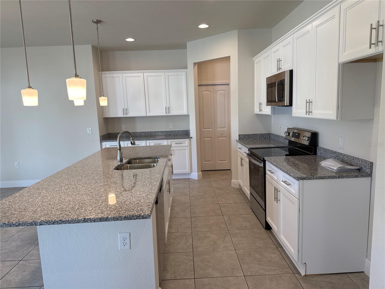 5372 Jody, North Port, FL 34288