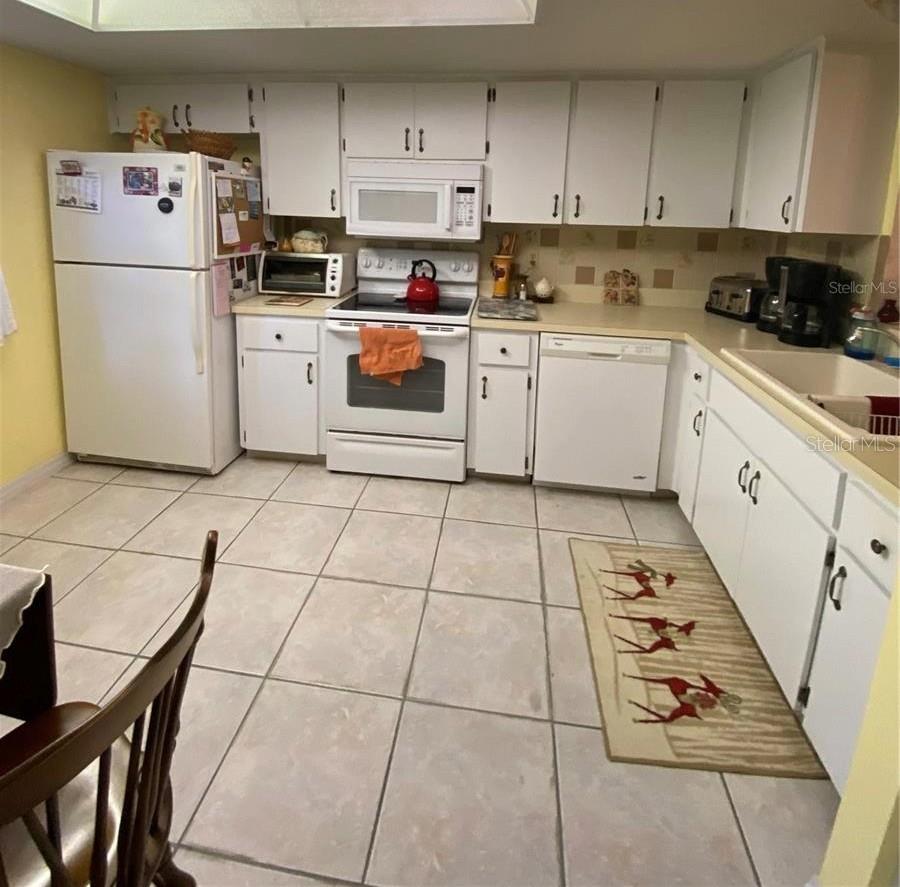 1059 Dunrobin Unit B, Palm Harbor, FL 34684