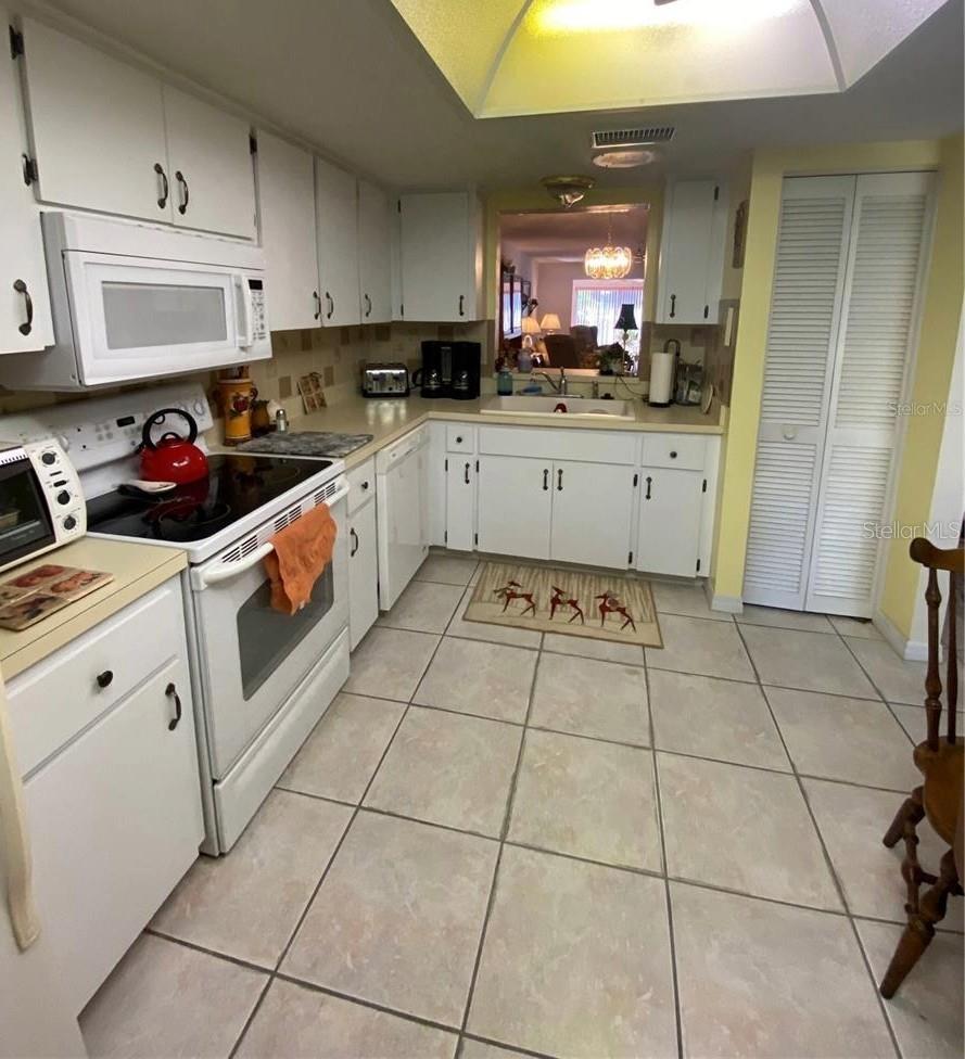1059 Dunrobin Unit B, Palm Harbor, FL 34684