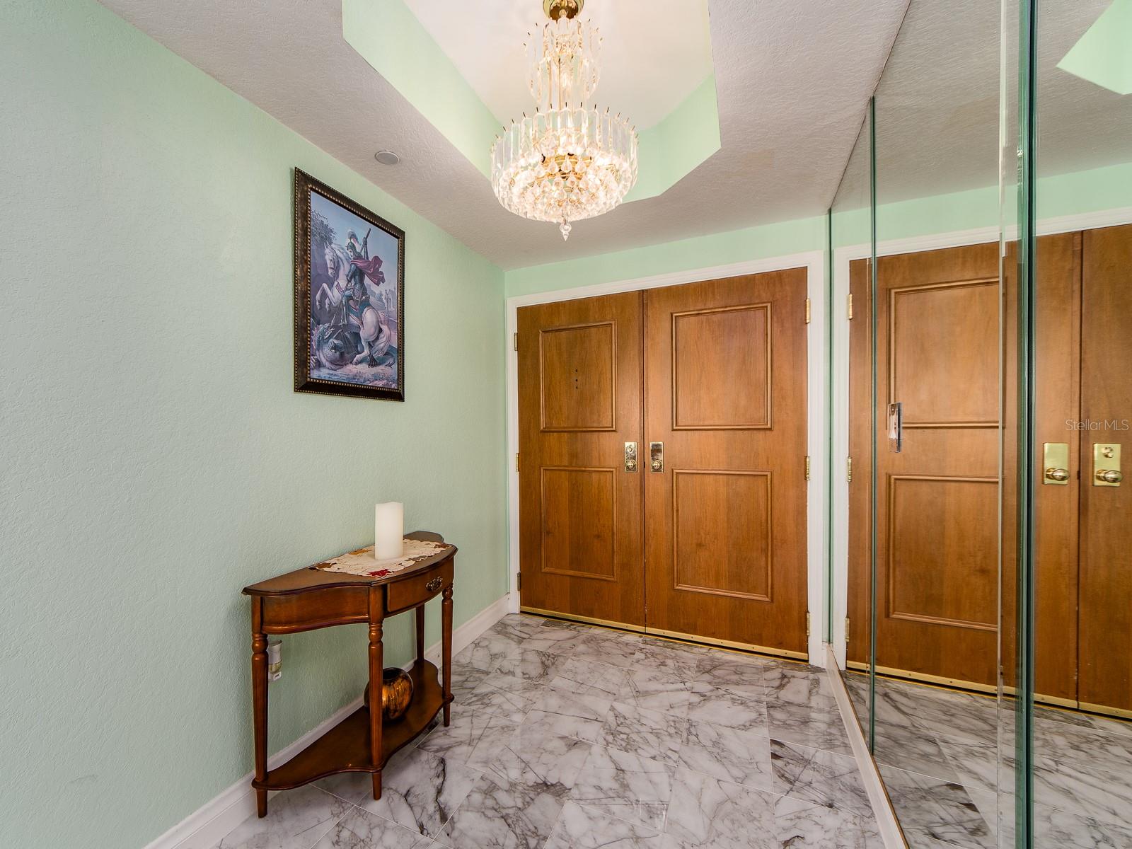 1180 Gulf Unit 906, Clearwater Beach, FL 33767