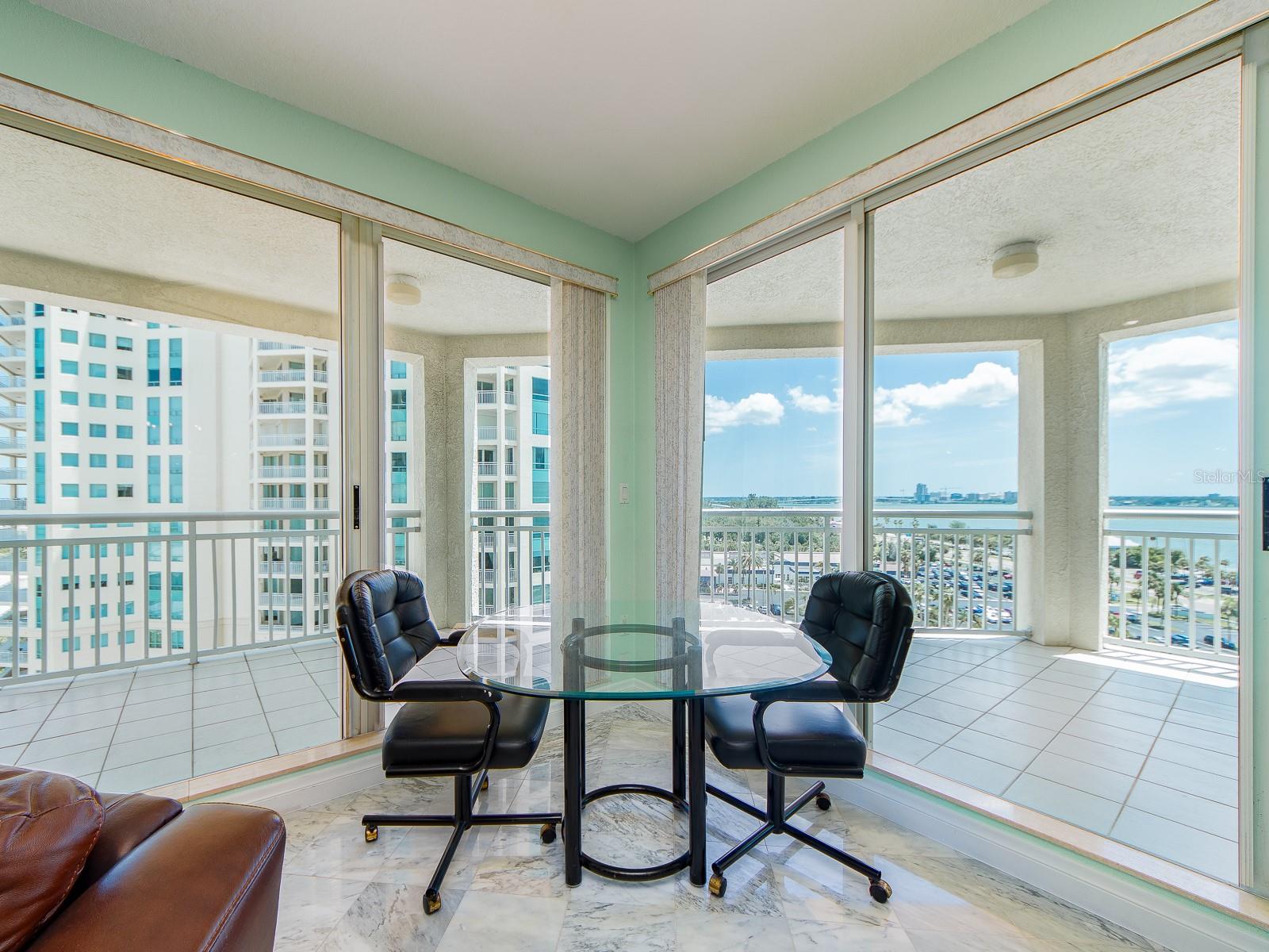 1180 Gulf Unit 906, Clearwater Beach, FL 33767