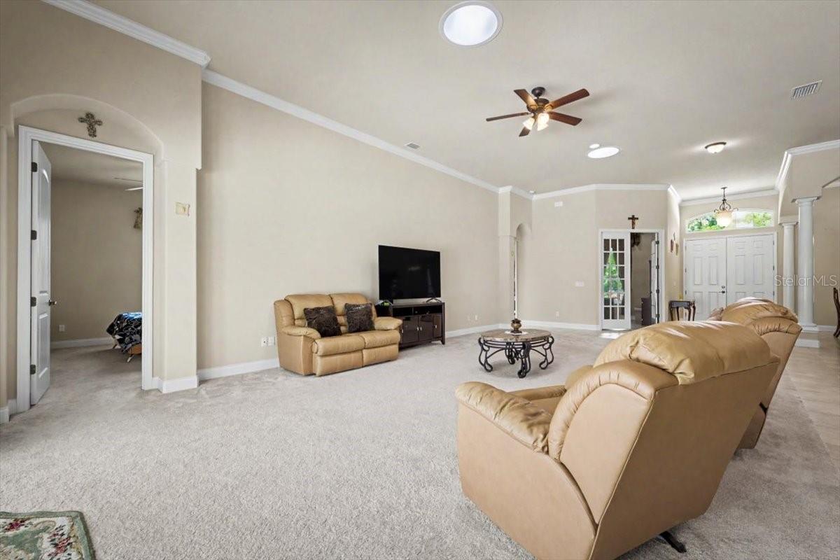 1812 Taylor, Port Orange, FL 32128