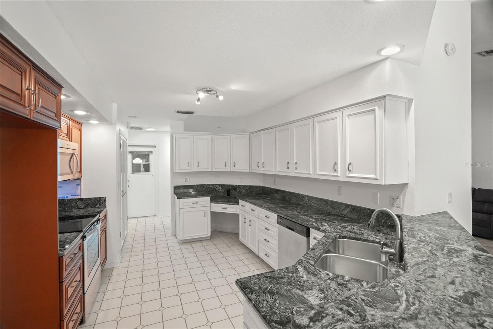 8020 Moonlight, New Port Richey, FL 34654