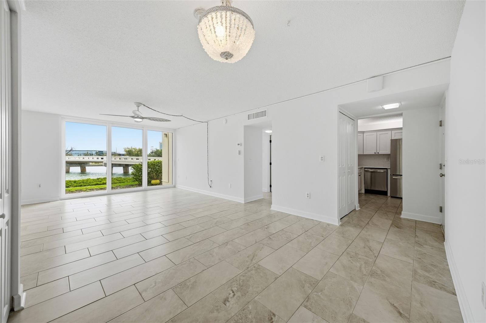 7465 Bay Island Unit 112, South Pasadena, FL 33707