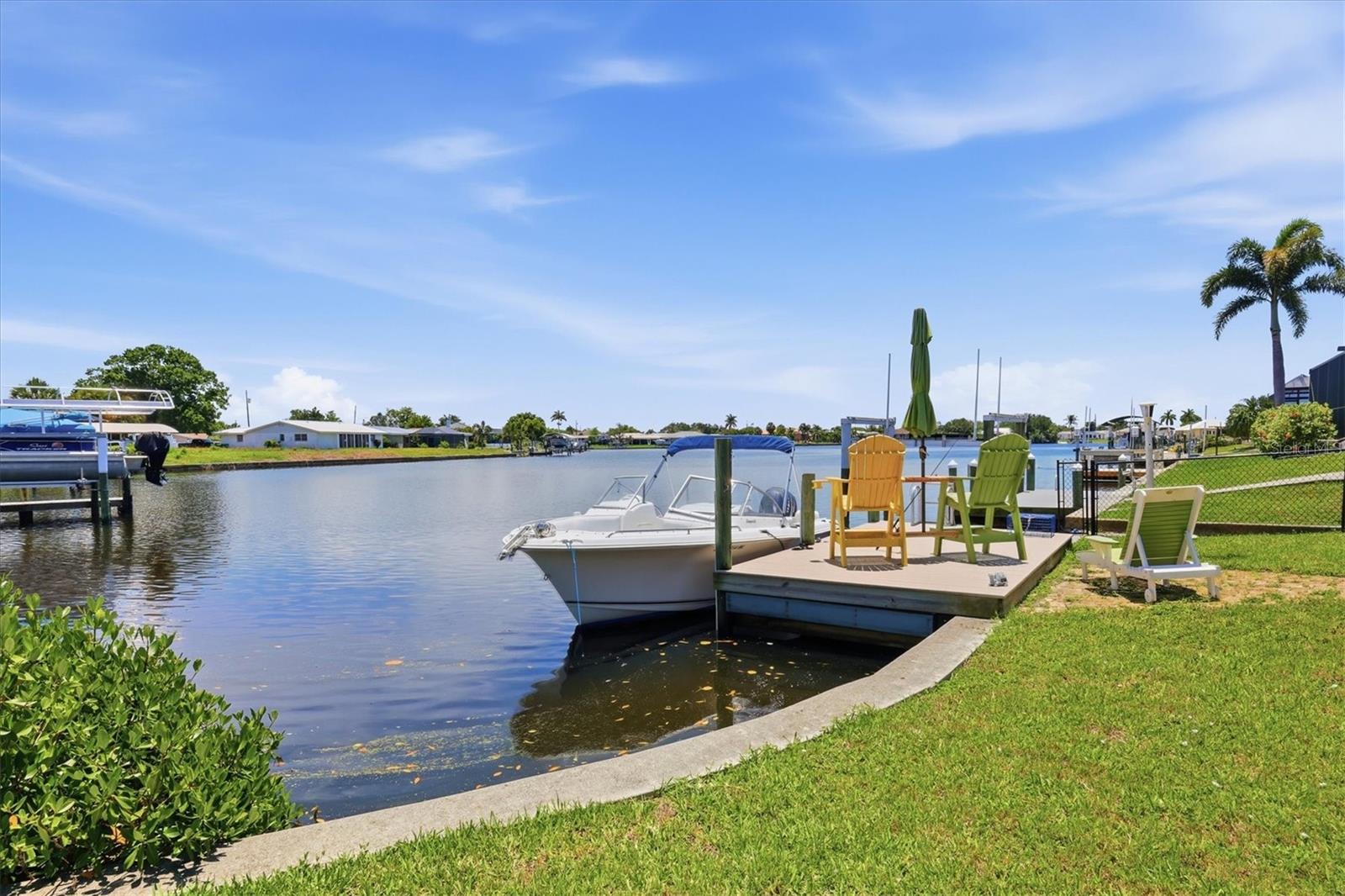 201 E Tarpon Blvd NW, Port Charlotte, FL 33952